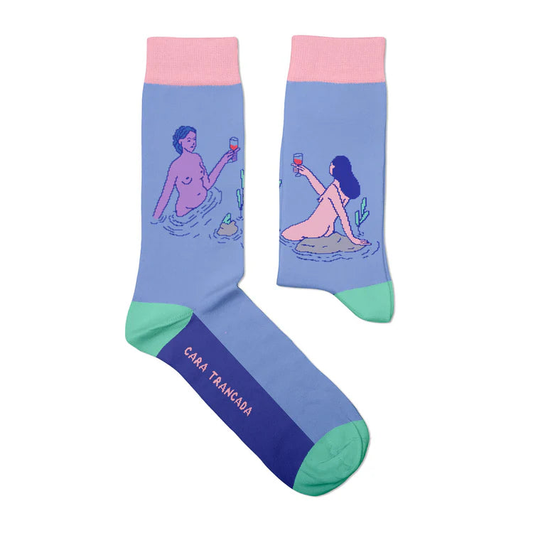 Bei PICK UP in Düsseldorf findest Du Sock Affairs, Cara Trancada, Conversations und viel mehr von Heel Tread LDA