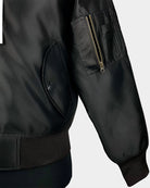 Bei PICK UP in Düsseldorf findest Du HOXTON, MA1 BOMBER JACKET, BLACK  und viel mehr von HOXTON