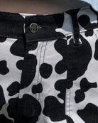 Bei PICK UP in Düsseldorf findest Du Run & Fly, Black & White Cow Print Straight Leg Trousers  und viel mehr von RUN & FLY