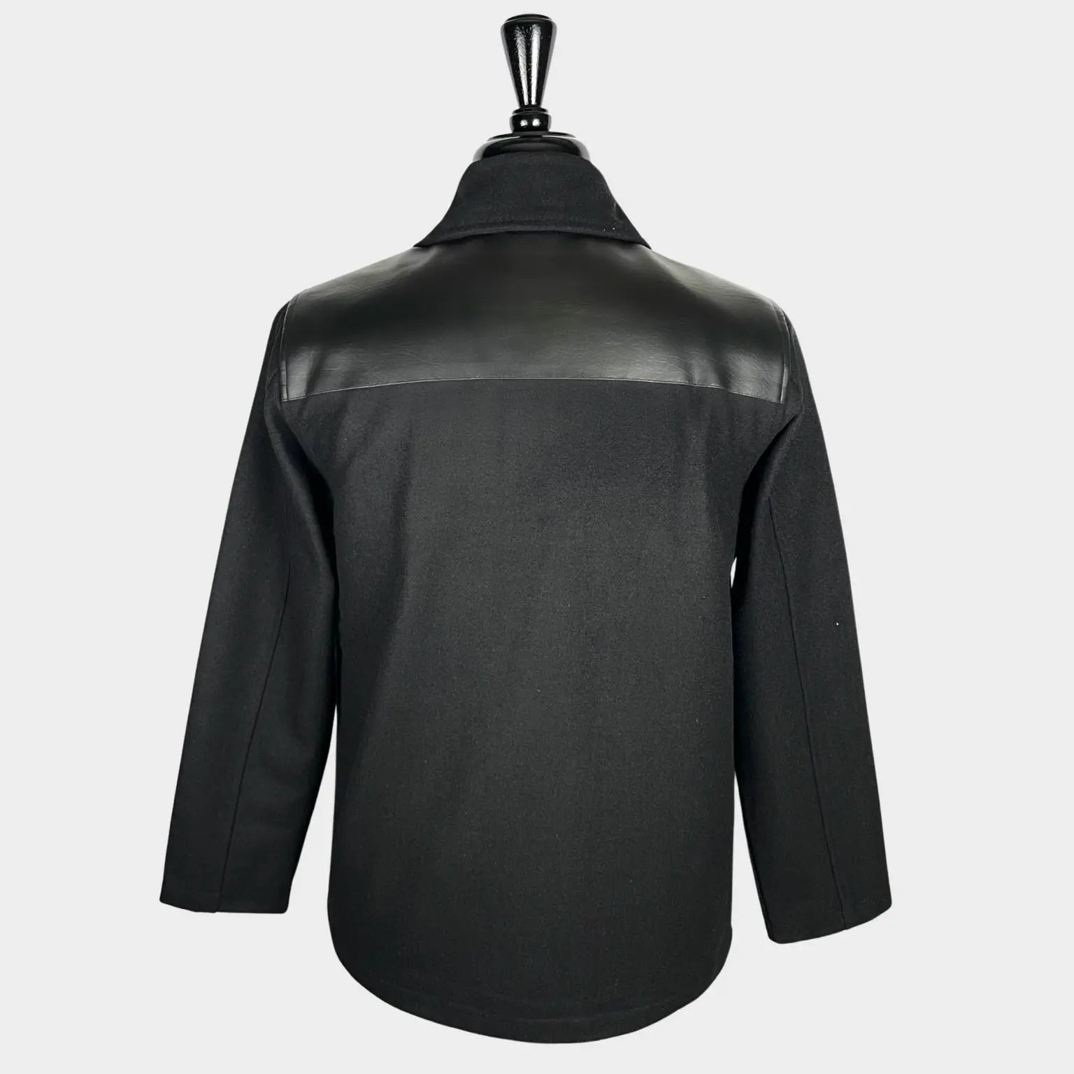 Bei PICK UP in Düsseldorf findest Du HOXTON, Donkey Jacket  und viel mehr von HOXTON