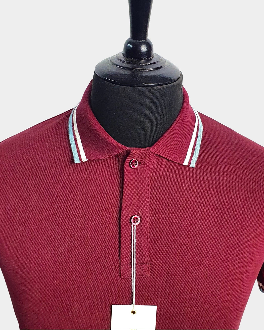 Bei PICK UP in Düsseldorf findest Du HOXTON, POLO SHIRT, Maroon  und viel mehr von HOXTON