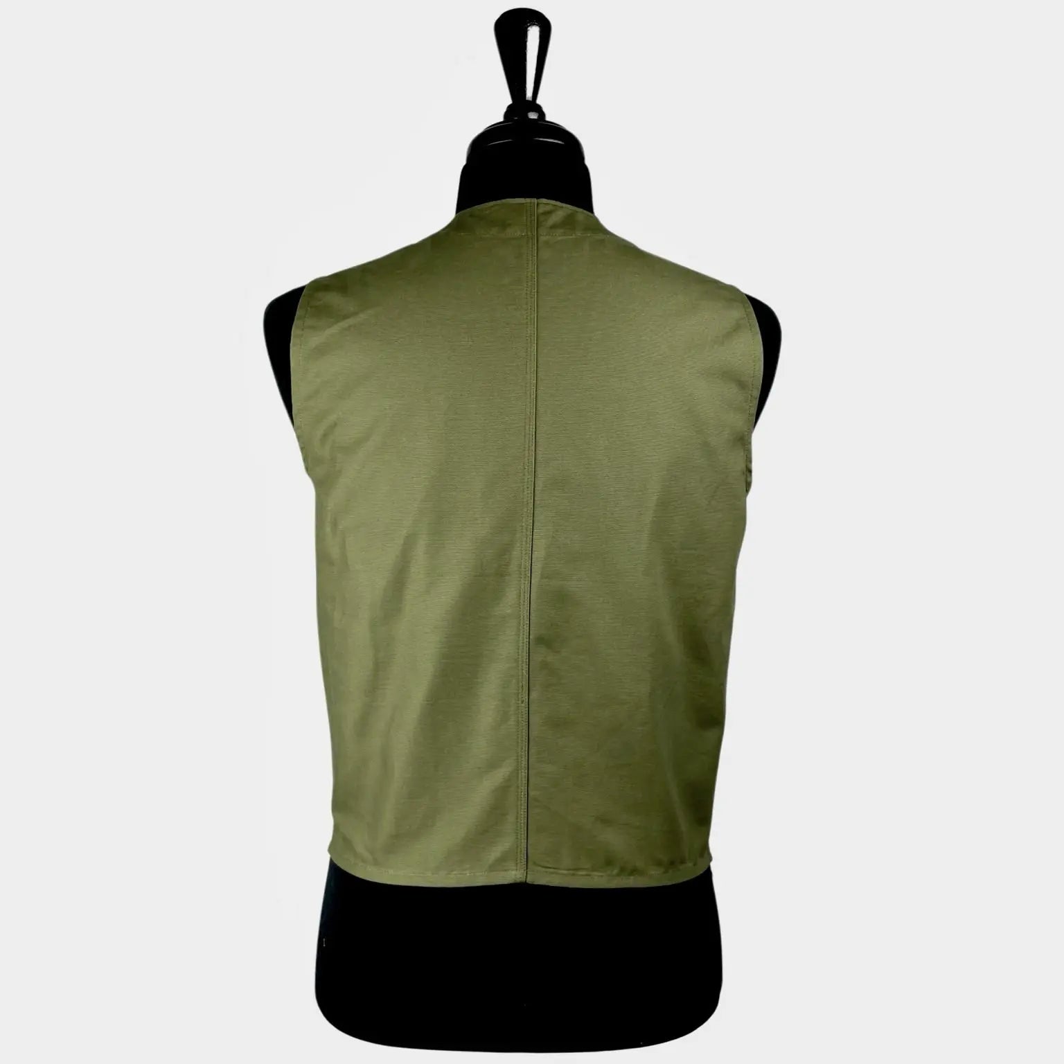 Bei PICK UP in Düsseldorf findest Du HOXTON, Utility Vest Olive  und viel mehr von HOXTON