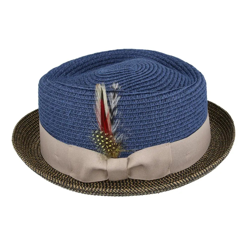 Bei PICK UP in Düsseldorf findest Du M.A.Z, Summer Diamond Crown Pork Pie Hat, Navy und viel mehr von MAZ