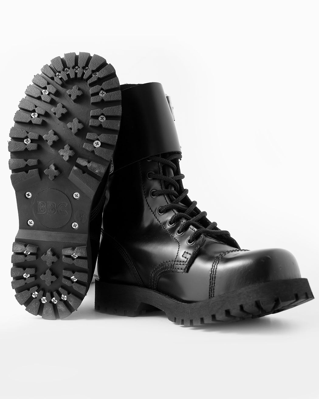 Bei PICK UP in Düsseldorf findest Du Creeper BBC, 10 Loch Ranger, 2 Buckles, Black und viel mehr von BBC