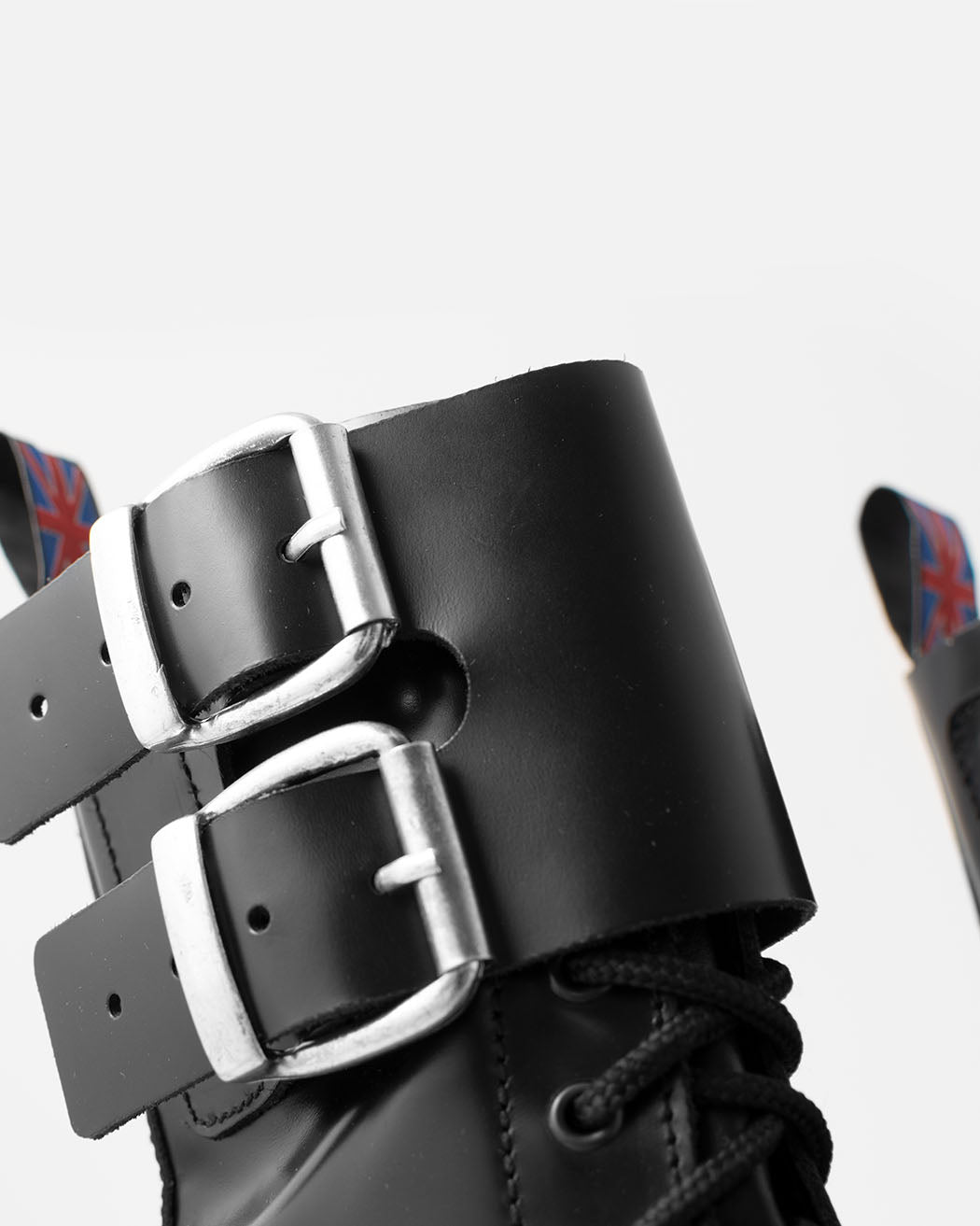 Bei PICK UP in Düsseldorf findest Du Creeper BBC, 10 Loch Ranger, 2 Buckles, Black und viel mehr von BBC