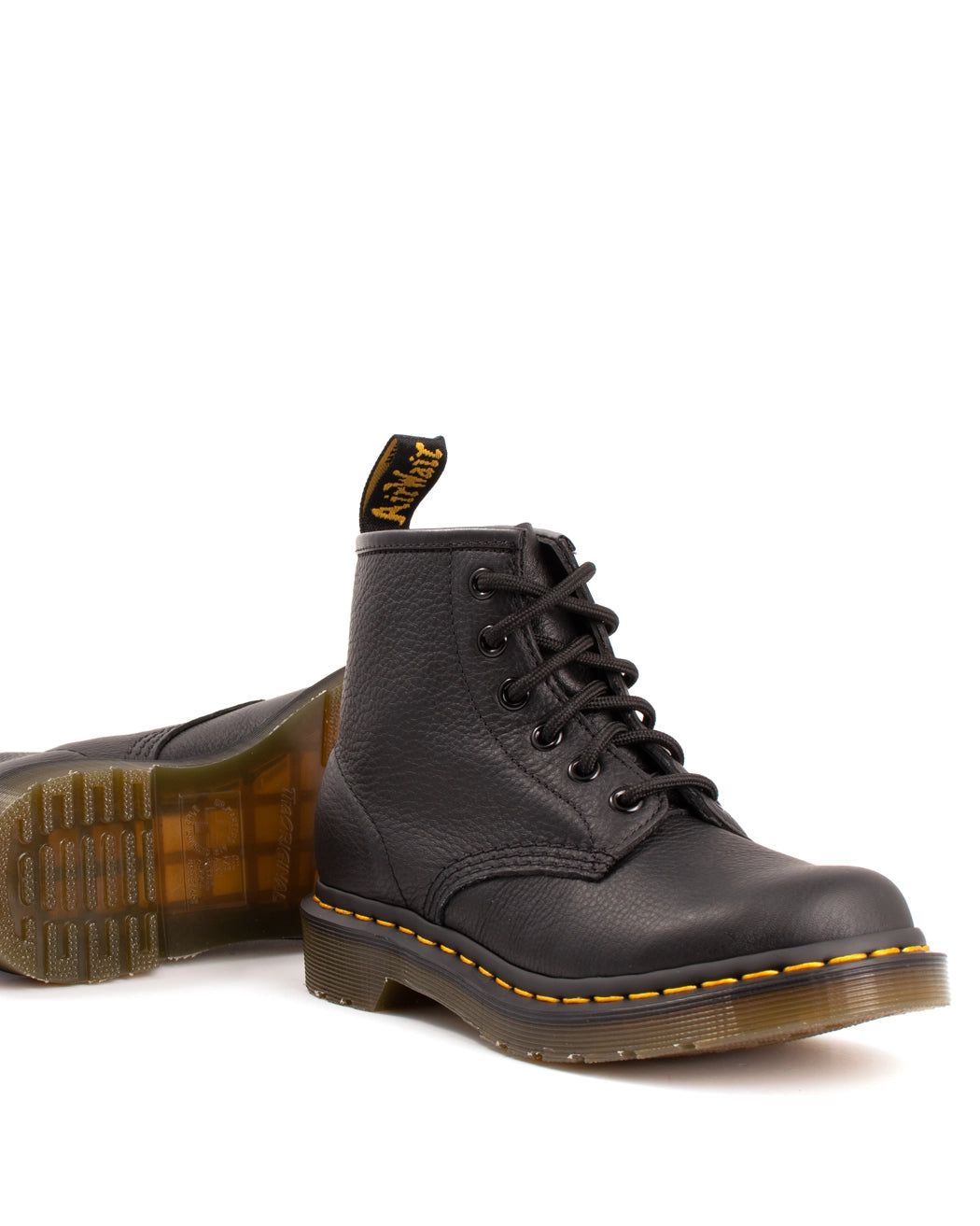 Bei PICK UP in Düsseldorf findest Du Dr. Martens, 101, Black Virginia  und viel mehr von Dr. Martens