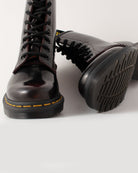 Bei PICK UP in Düsseldorf findest Du Dr. Martens, 1460 Cherry Arcadia  und viel mehr von Dr. Martens