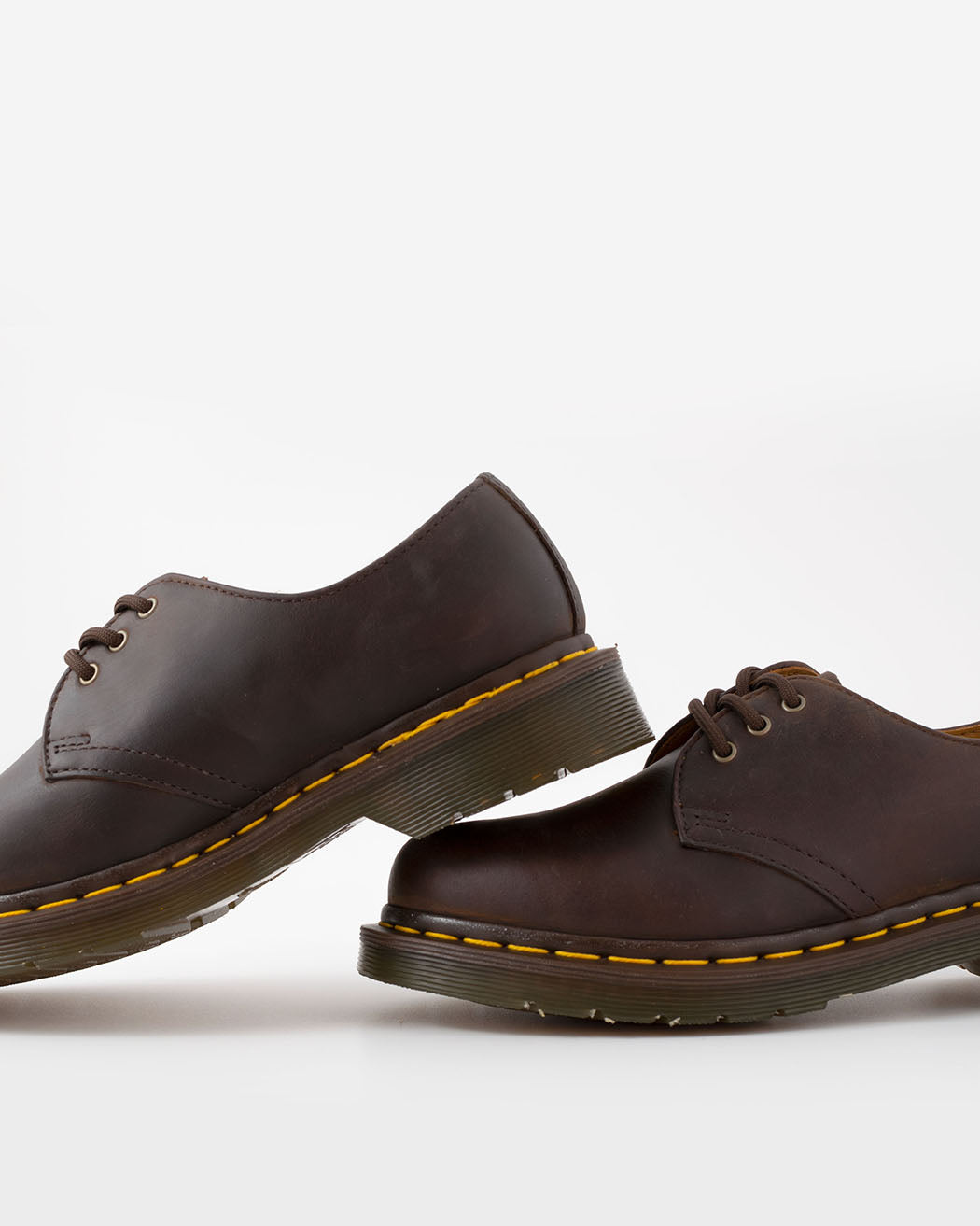 Bei PICK UP in Düsseldorf findest Du Dr. Martens, 1461 Gaucho Crazy Horse  und viel mehr von Dr. Martens