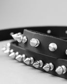 Bei PICK UP in Düsseldorf findest Du 1 Row Spike Belt, B77  und viel mehr von Stylex
