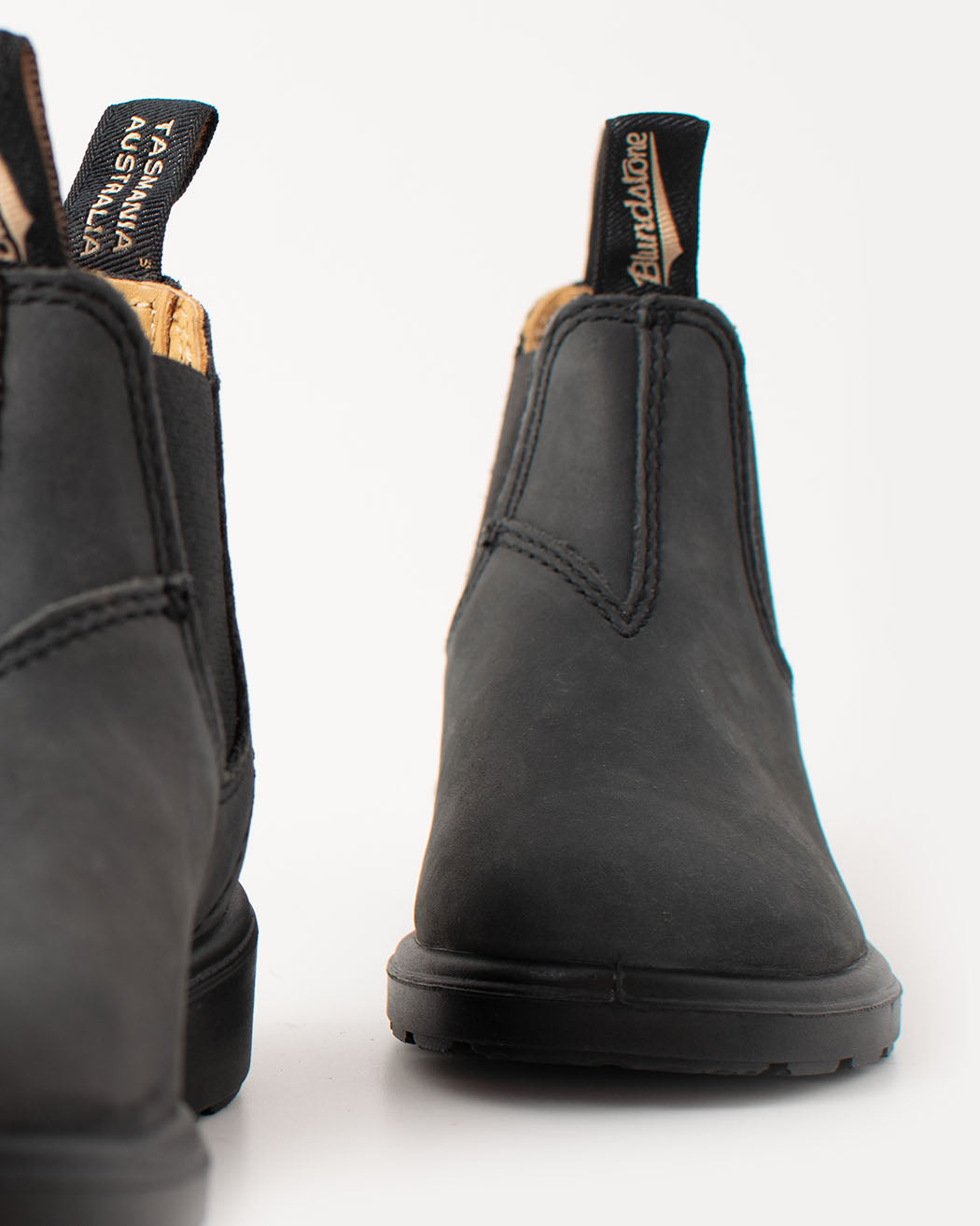 Bei PICK UP in Düsseldorf findest Du Blundstone, #1325  und viel mehr von Blundstone