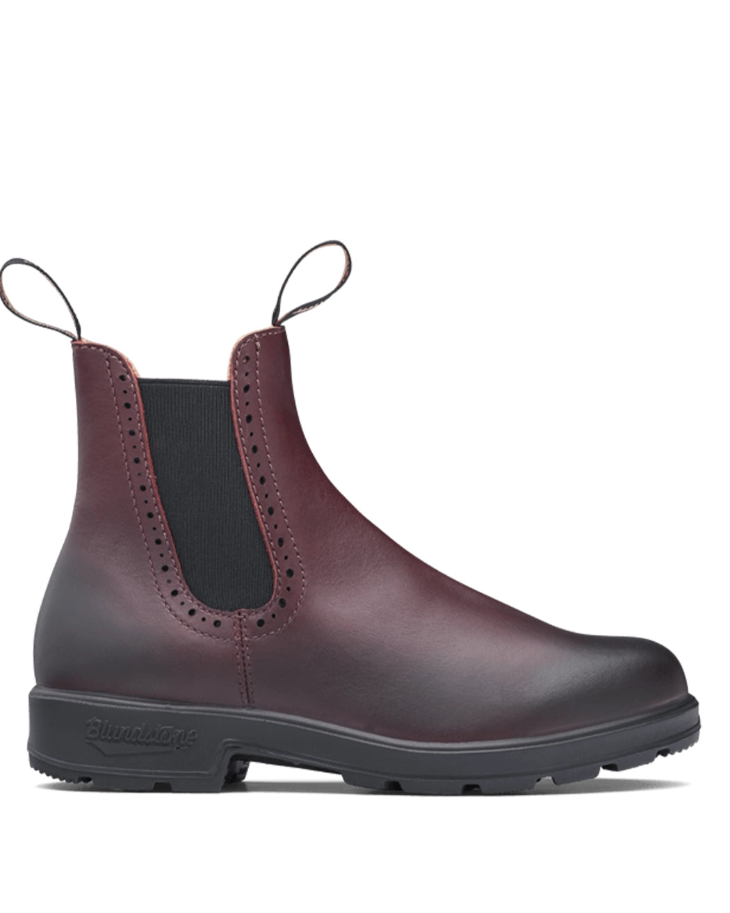 Bei PICK UP in Düsseldorf findest Du Blundstone, #1352 Brogued Shiraz Leather und viel mehr von Blundstone