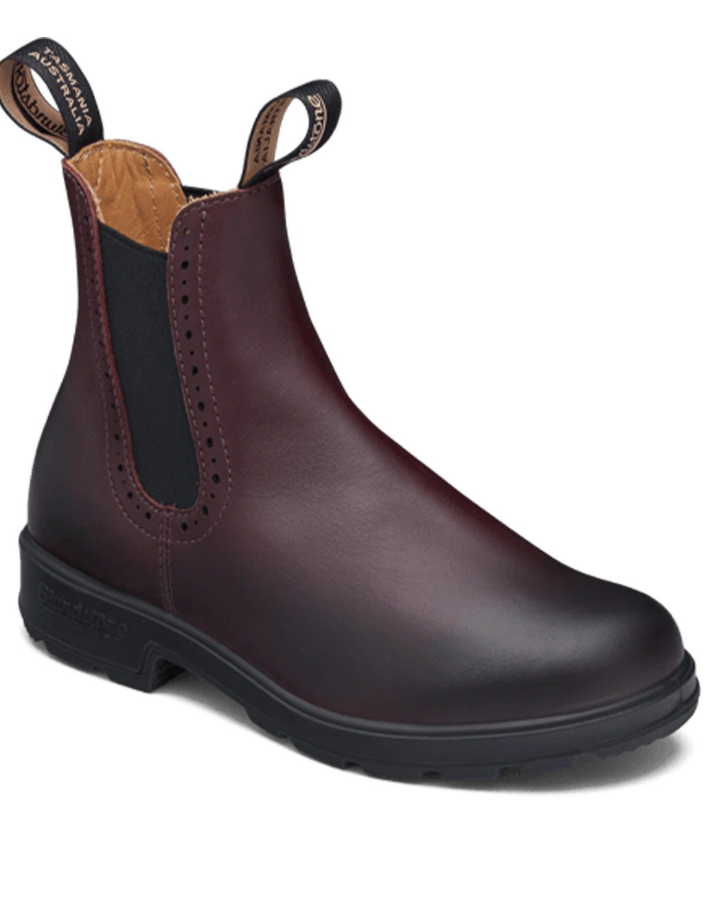 Bei PICK UP in Düsseldorf findest Du Blundstone, #1352 Brogued Shiraz Leather und viel mehr von Blundstone