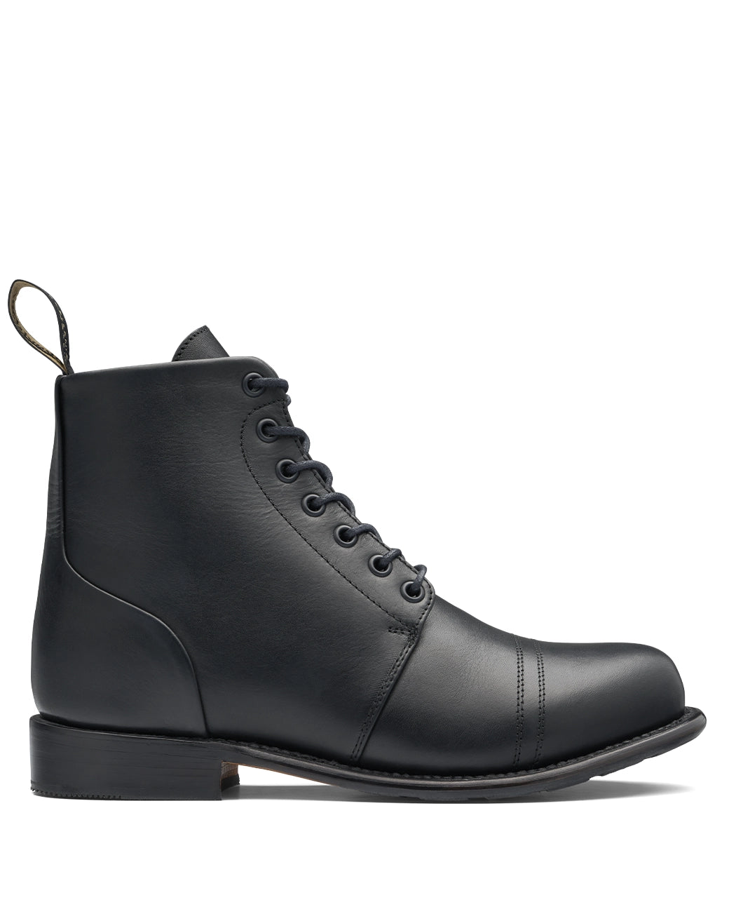 Bei PICK UP in Düsseldorf findest Du Blundstone, #154 Womens Heritage Goodyear Welt Black  und viel mehr von Blundstone