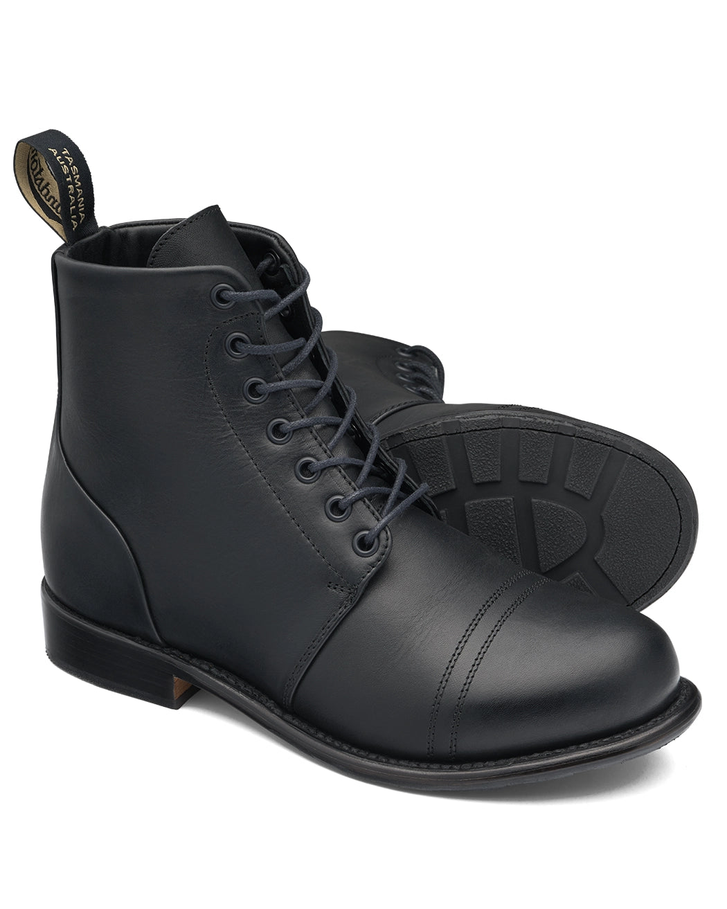 Bei PICK UP in Düsseldorf findest Du Blundstone, #154 Womens Heritage Goodyear Welt Black  und viel mehr von Blundstone