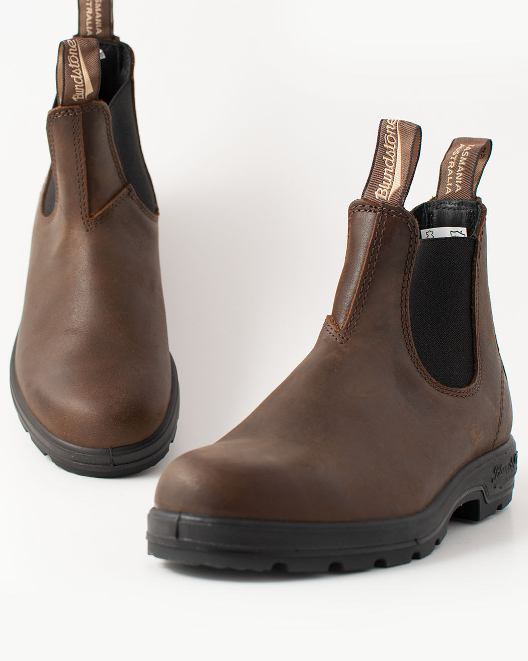 Bei PICK UP in Düsseldorf findest Du Blundstone, #1609, Antique Brown  und viel mehr von Blundstone