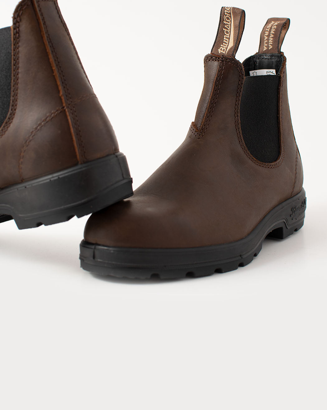 Bei PICK UP in Düsseldorf findest Du Blundstone, #1609, Antique Brown  und viel mehr von Blundstone