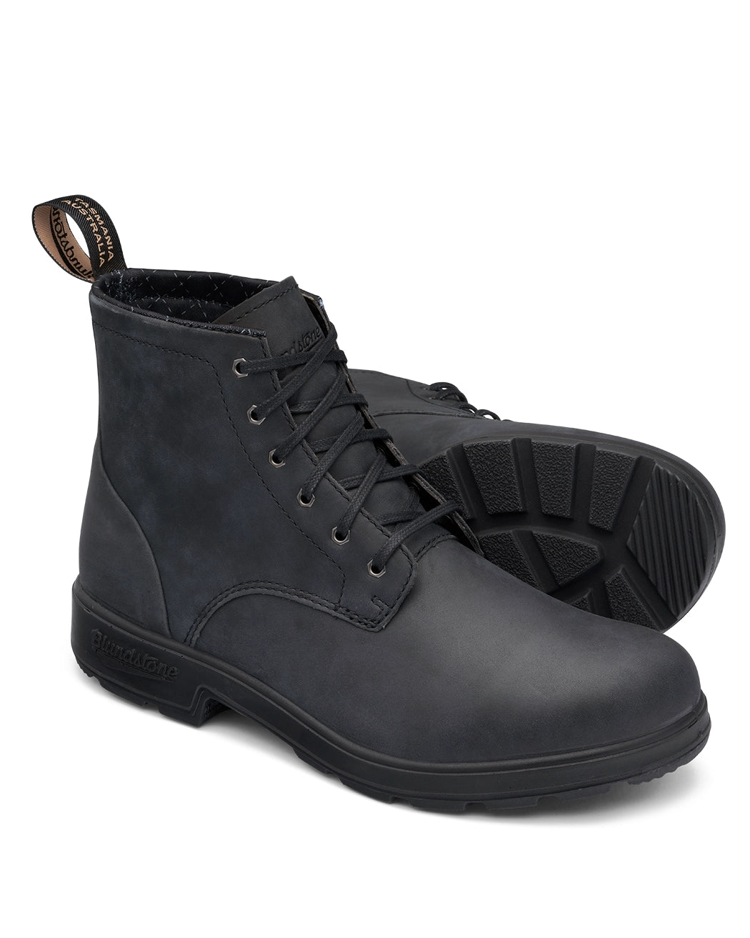 Bei PICK UP in Düsseldorf findest Du Blundstone, #1931 Rustic Black Leather  und viel mehr von Blundstone