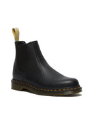 Bei PICK UP in Düsseldorf findest Du Dr. Martens, 2976 Vegan Black  und viel mehr von Dr. Martens
