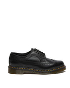 Bei PICK UP in Düsseldorf findest Du Dr. Martens, 3989 YS Black Smooth  und viel mehr von Dr. Martens