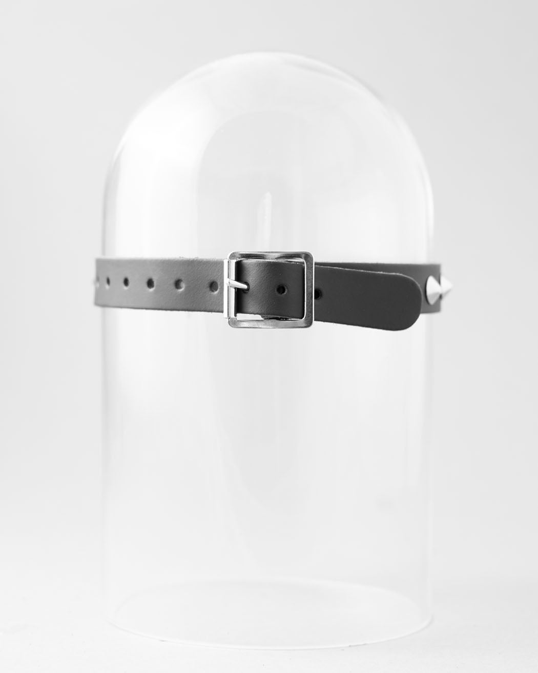 Bei PICK UP in Düsseldorf findest Du 1 Row Conical Stud Neckband, NB1  und viel mehr von Stylex