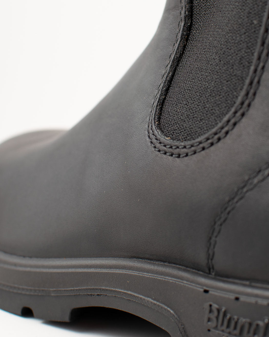 Bei PICK UP in Düsseldorf findest Du Blundstone, #558  und viel mehr von Blundstone