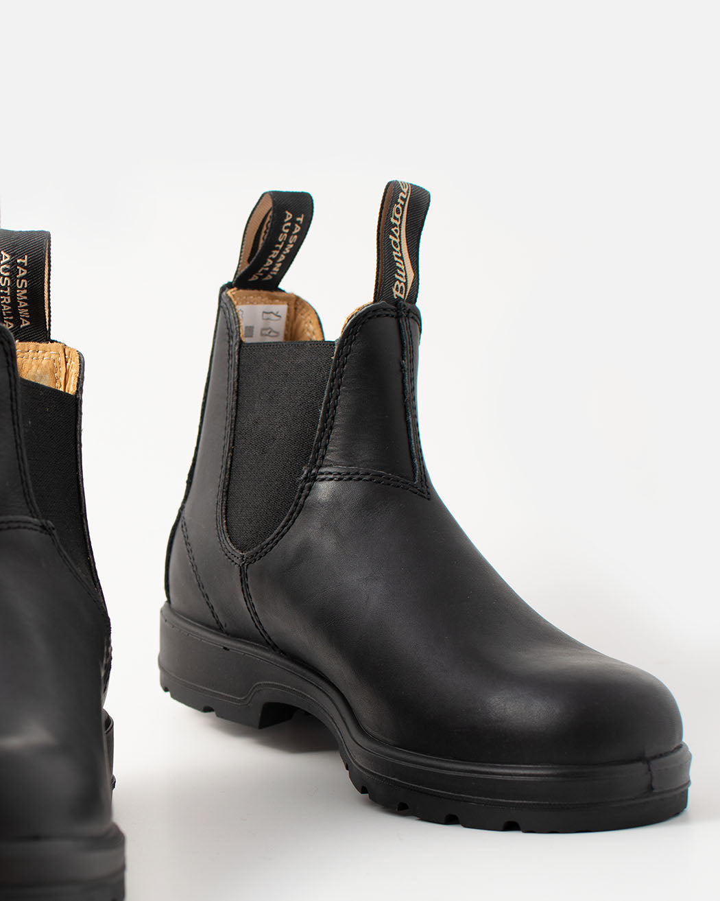 Bei PICK UP in Düsseldorf findest Du Blundstone, #558  und viel mehr von Blundstone