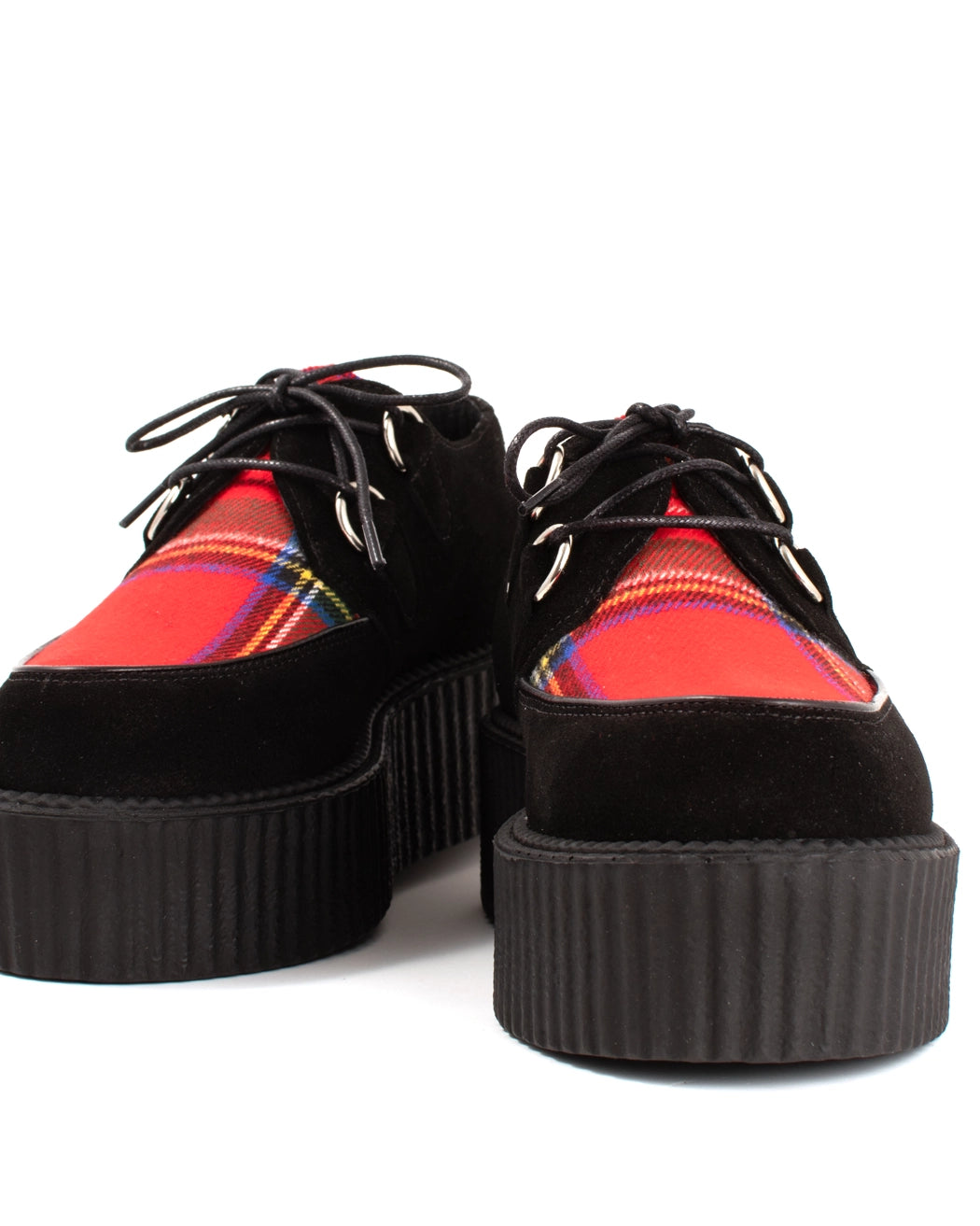 Bei PICK UP in Düsseldorf findest Du BBC, Creeper, UMD Double Sole, Black Suede / Red Tartan  und viel mehr von BBC