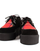 Bei PICK UP in Düsseldorf findest Du BBC, Creeper, UMD Double Sole, Black Suede / Red Tartan  und viel mehr von BBC