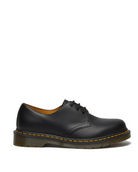 Bei PICK UP in Düsseldorf findest Du Dr. Martens, 1461 Black Smooth  und viel mehr von Dr. Martens