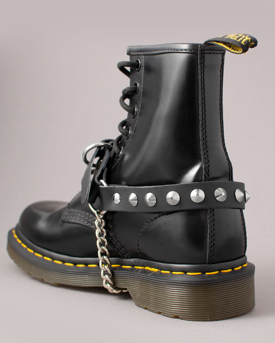 Bei PICK UP in Düsseldorf findest Du Conical Stud Bootstrap, BS1 und viel mehr von Stylex