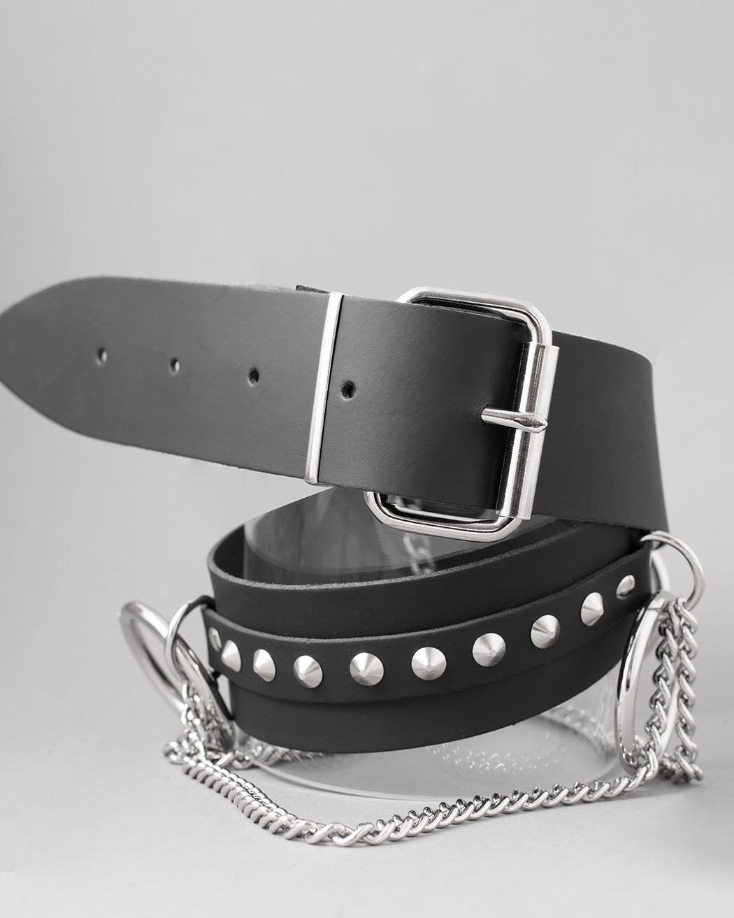 Bei PICK UP in Düsseldorf findest Du Sid Cone Belt & Chain, B11  und viel mehr von Stylex