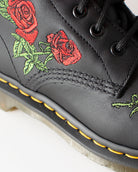 Bei PICK UP in Düsseldorf findest Du Dr. Martens, 1460 Vonda Black Softy T  und viel mehr von Dr. Martens