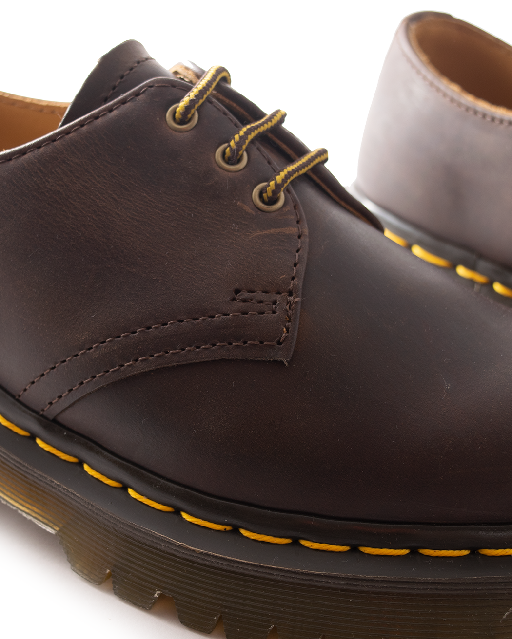 Bei PICK UP in Düsseldorf findest Du Dr. Martens, 1461 Bex Dark Brown Crazy Horse  und viel mehr von Dr. Martens