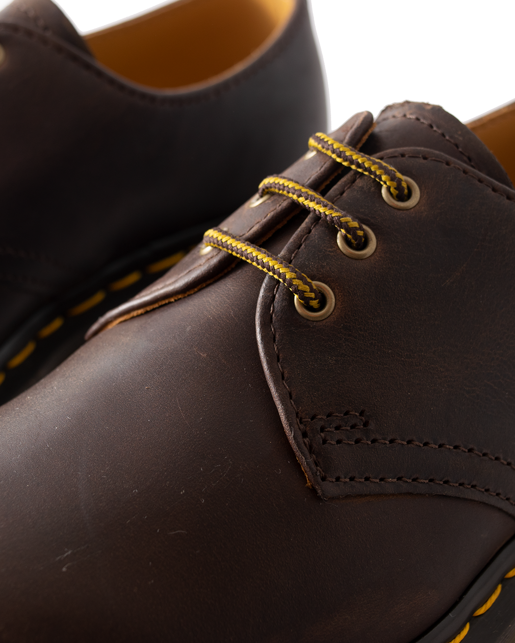 Bei PICK UP in Düsseldorf findest Du Dr. Martens, 1461 Bex Dark Brown Crazy Horse  und viel mehr von Dr. Martens