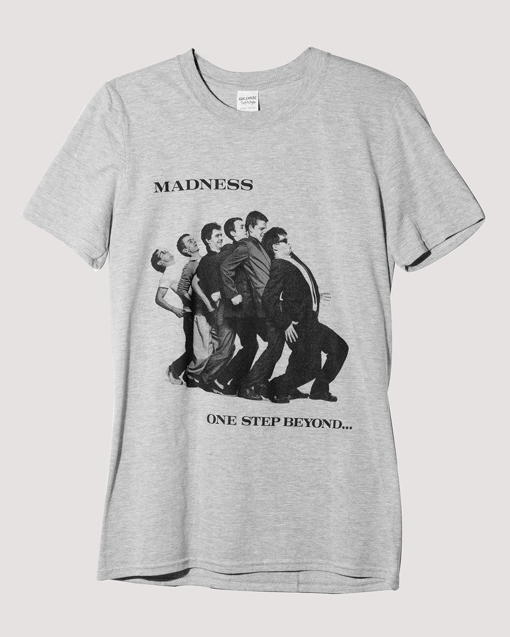 Bei PICK UP in Düsseldorf findest Du Bandshirt, Madness, One Stephan Beyond.. und viel mehr von PHD/RockOff