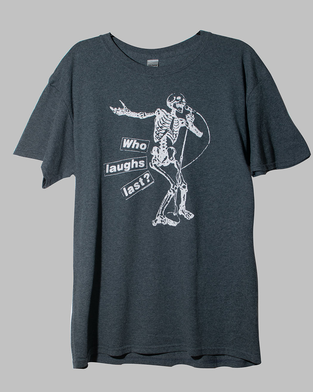 Bei PICK UP in Düsseldorf findest Du Bandshirt, Who Laughs Last und viel mehr von PHD/RockOff