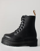 Bei PICK UP in Düsseldorf findest Du Dr. Martens, V Jadon II Mono Black Felix Rub Off  und viel mehr von Dr. Martens