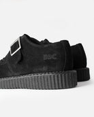 Bei PICK UP in Düsseldorf findest Du BBC, 16027, Creeper Suede Black, Buckle  und viel mehr von BBC
