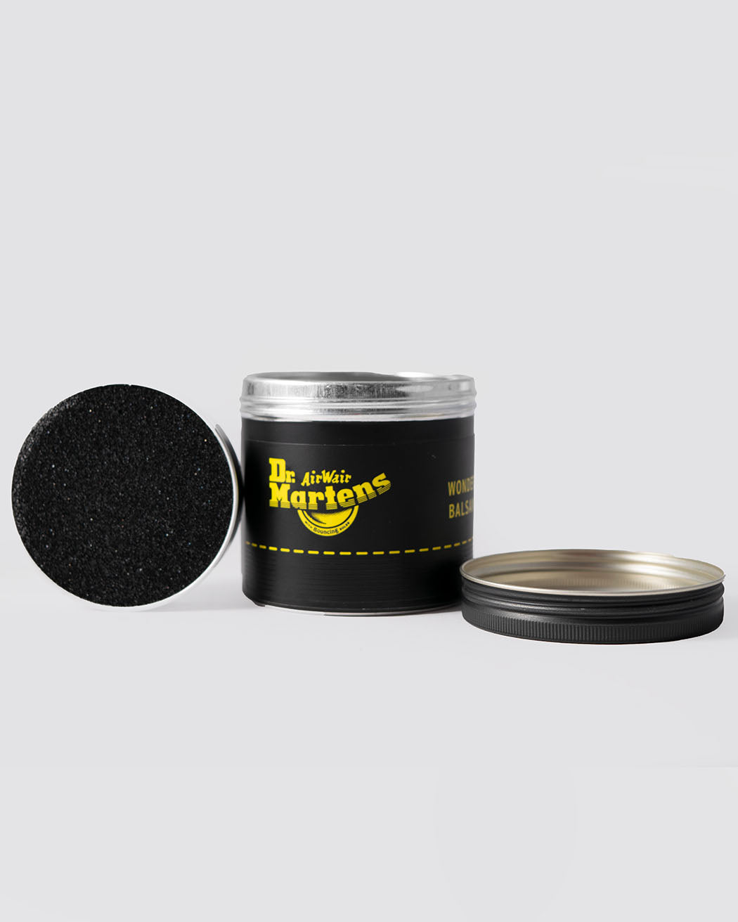 Bei PICK UP in Düsseldorf findest Du Dr. Martens, Wonder Balsam 85ml  und viel mehr von Dr. Martens