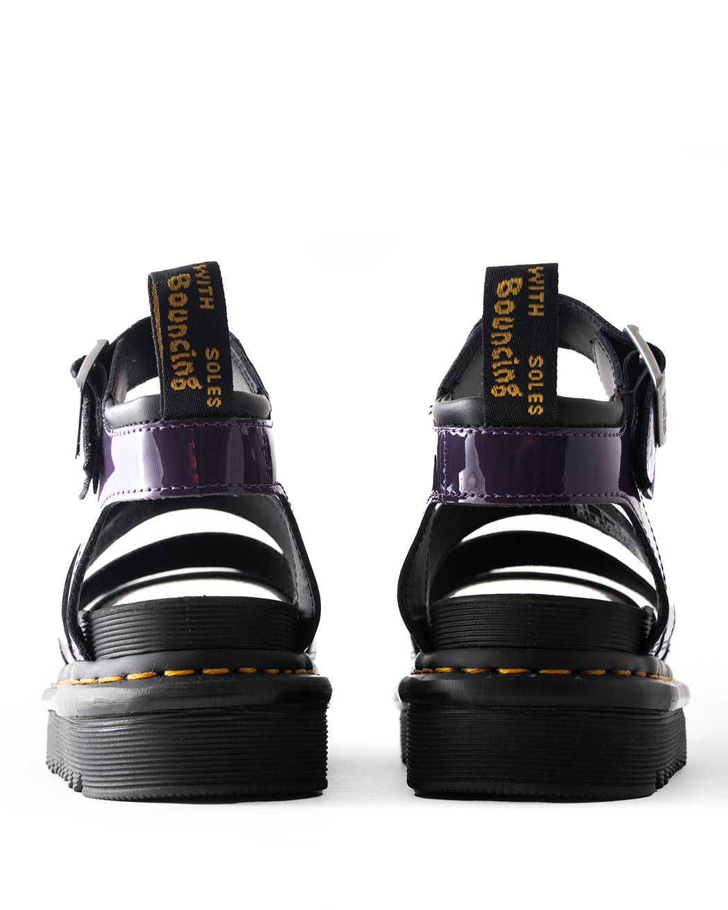 Bei PICK UP in Düsseldorf findest Du Dr. Martens, Blaire Blackcurrant Patent Lamper und viel mehr von Dr. Martens