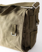 Bei PICK UP in Düsseldorf findest Du Commando, BW-Kampftasche, Army Bag, Groß, Oliv  und viel mehr von COMMANDO