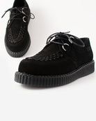 Bei PICK UP in Düsseldorf findest Du BBC, Creeper, Haley, Black, Suede  und viel mehr von BBC