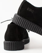 Bei PICK UP in Düsseldorf findest Du BBC, Creeper, Haley, Black, Suede  und viel mehr von BBC