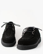 Bei PICK UP in Düsseldorf findest Du BBC, Creeper, Haley, Black, Suede  und viel mehr von BBC