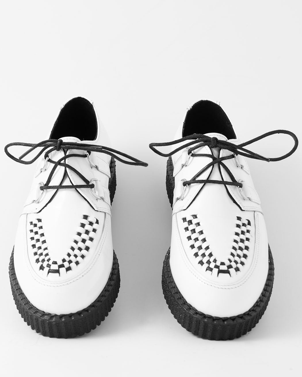 Bei PICK UP in Düsseldorf findest Du BBC, Creeper, Haley, White Patent  und viel mehr von BBC