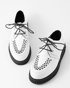 Bei PICK UP in Düsseldorf findest Du BBC, Creeper, Haley, White Patent  und viel mehr von BBC
