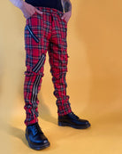Bei PICK UP in Düsseldorf findest Du Tiger of London, Zip Bondage Tartan Pant, Red  und viel mehr von Tiger of London