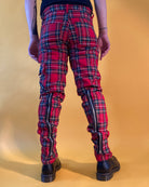 Bei PICK UP in Düsseldorf findest Du Tiger of London, Zip Bondage Tartan Pant, Red  und viel mehr von Tiger of London
