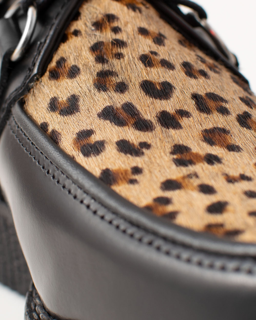 Bei PICK UP in Düsseldorf findest Du BBC, Creeper Polido, Meteor, Black/ Baby Leopard  und viel mehr von BBC
