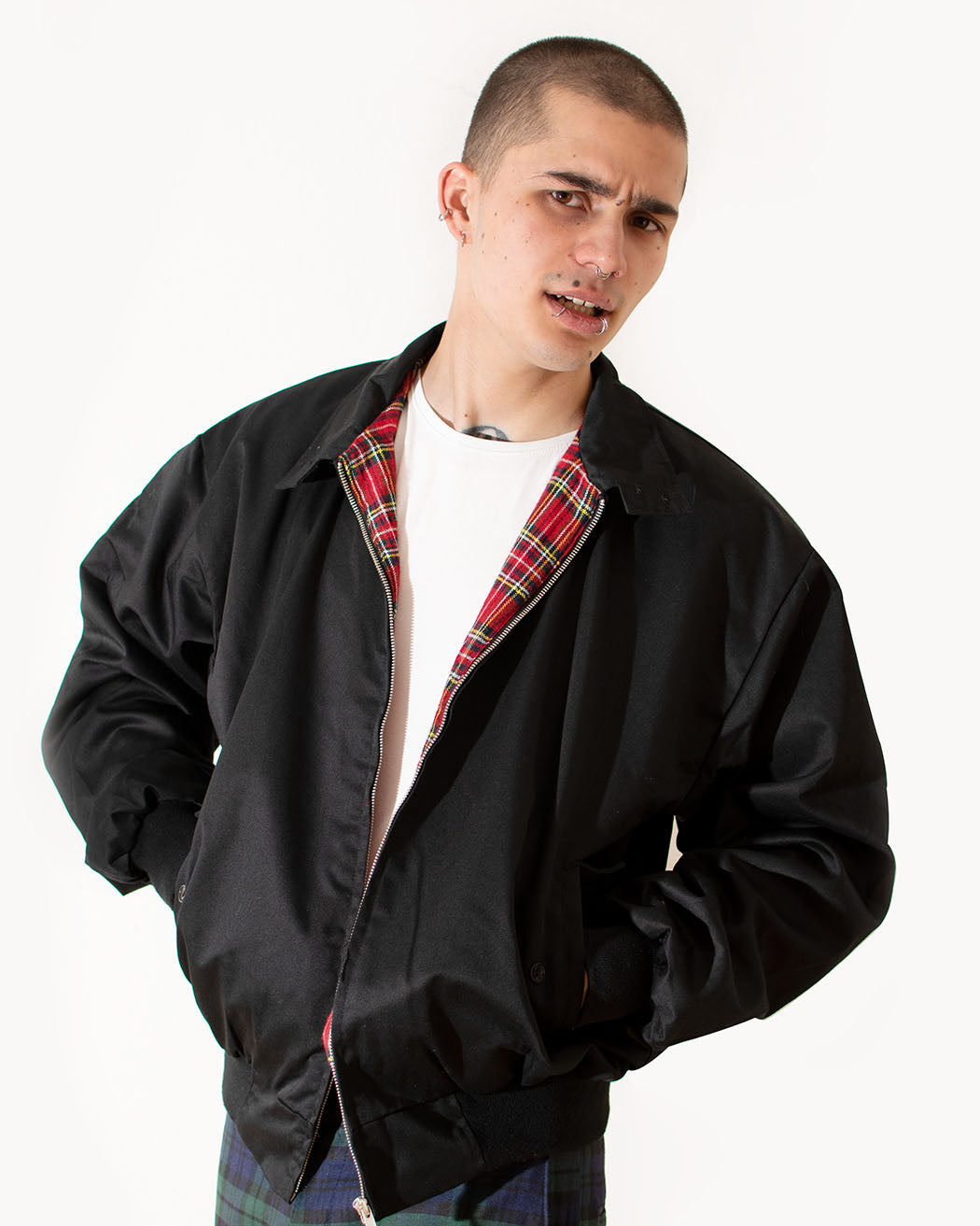 Bei PICK UP in Düsseldorf findest Du Knightsbridge, Harrington, Black  und viel mehr von COMMANDO